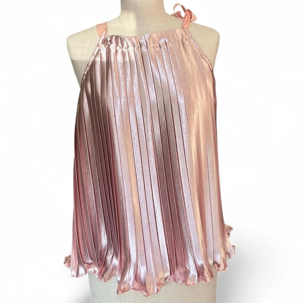 Elegant Pink Pleated Tank Top
